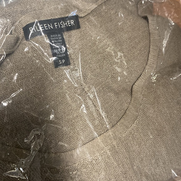 EILEEN FISHER Beige Moreno Wool Sweater - Picture 8 of 8